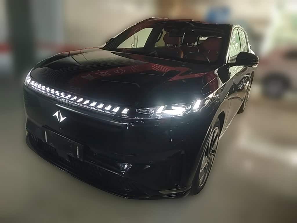 Dongfeng eπ008