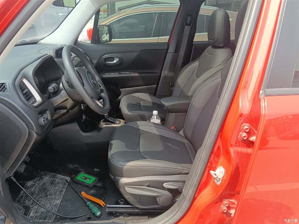 Jeep Renegade, 2017 11