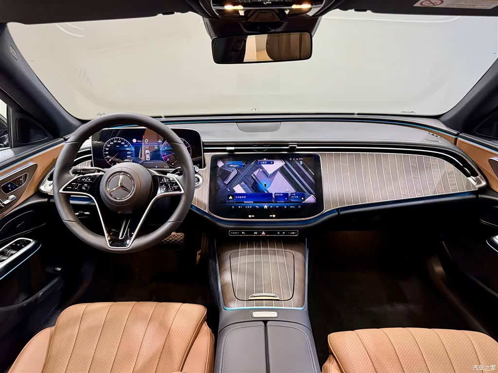 Mercedes-Benz E-Class, 2026 14