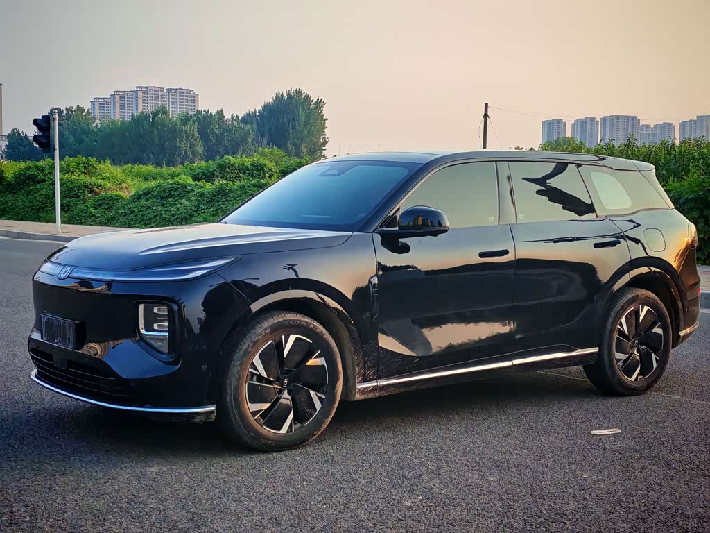 Changan Q07