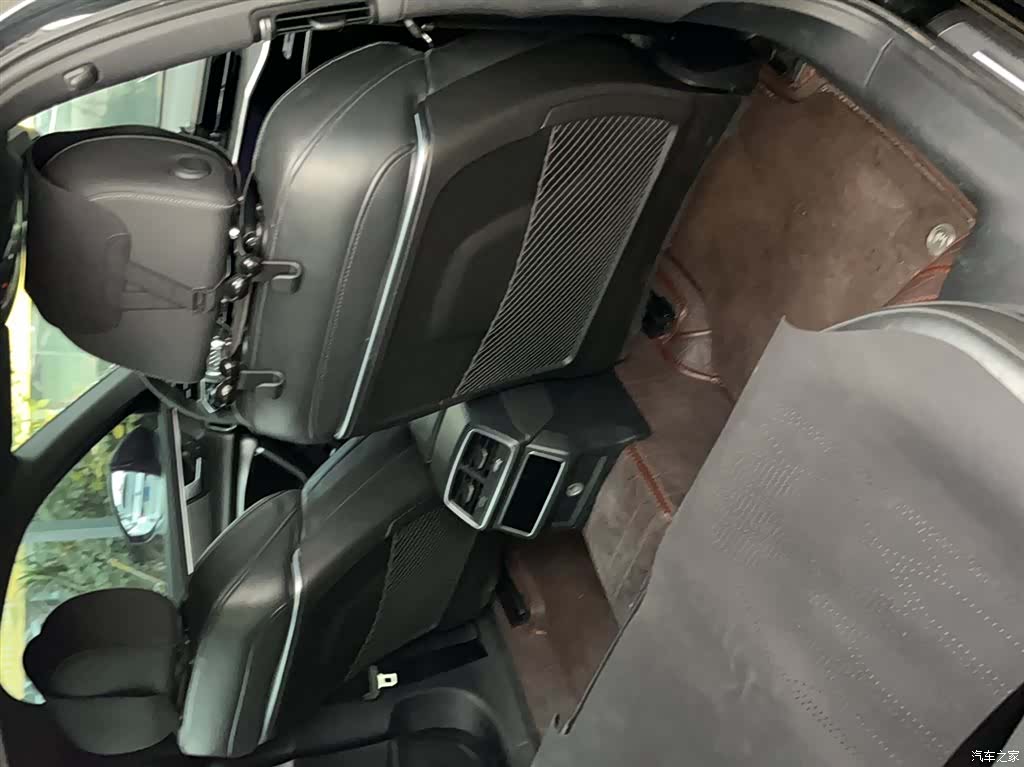 Audi A6L, 2021 14
