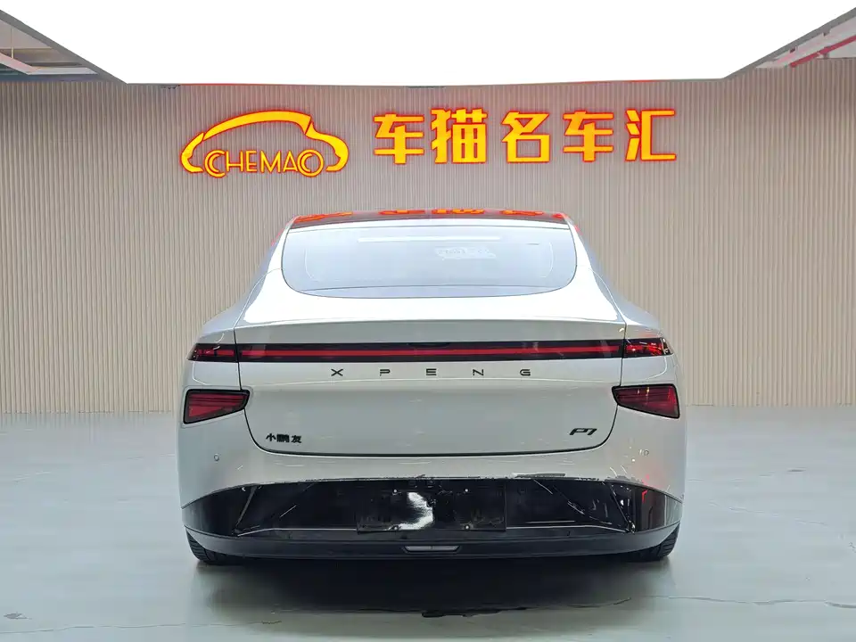XPENG P7