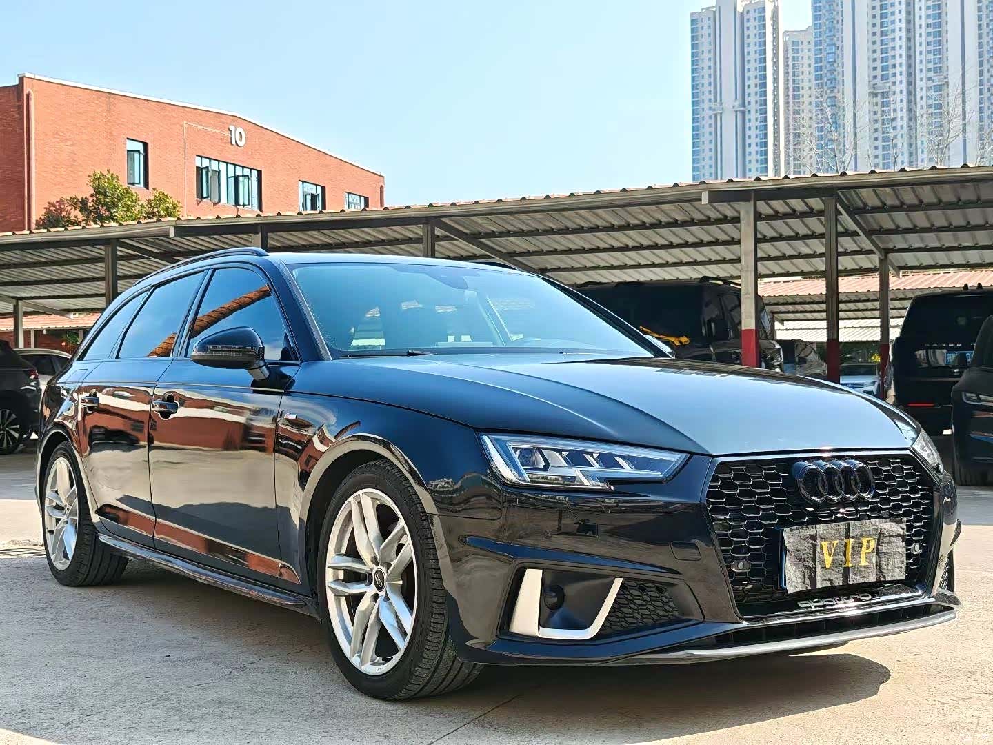 Audi A4, 2019 3