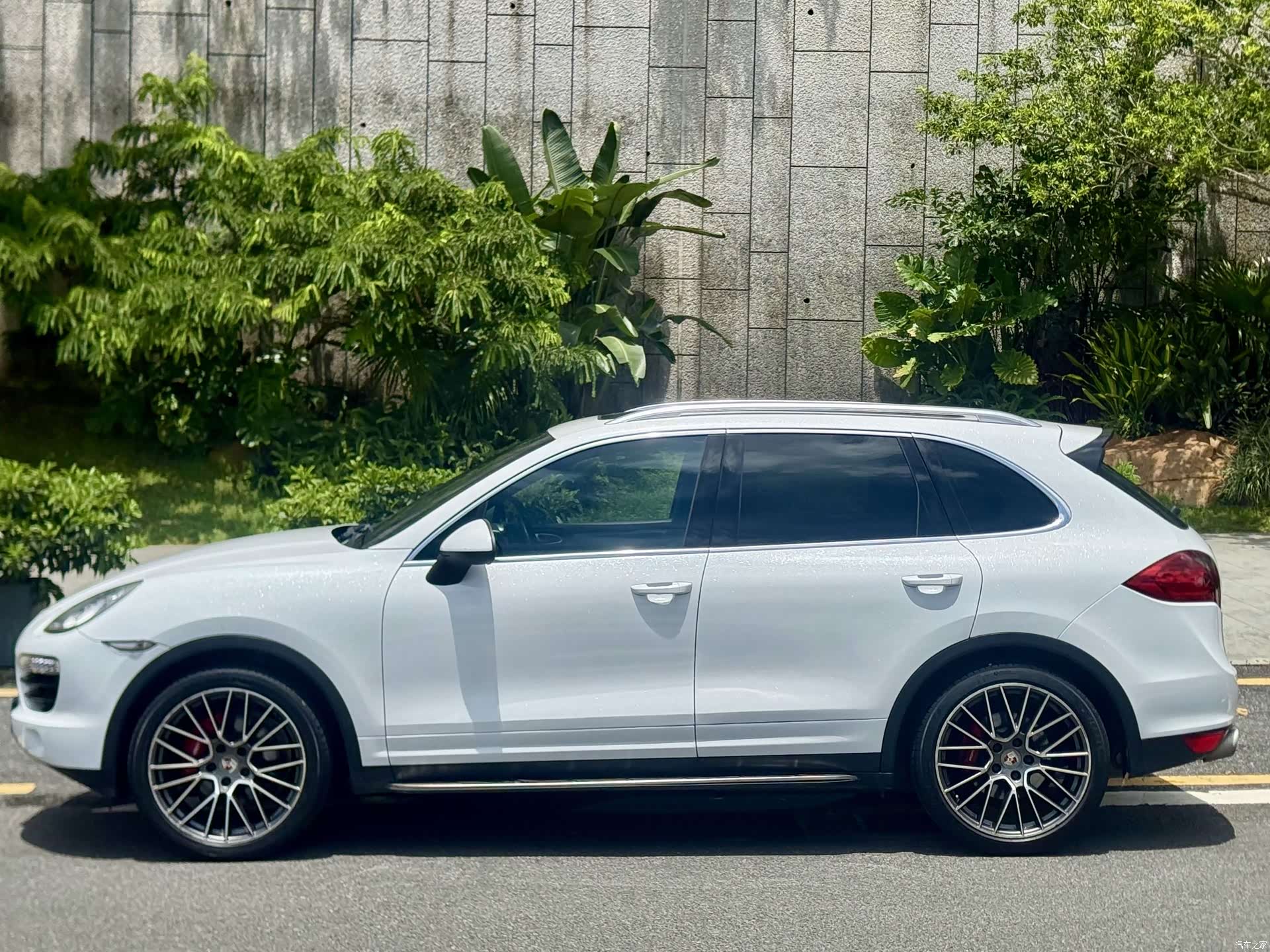 Porsche Cayenne, 2014 3