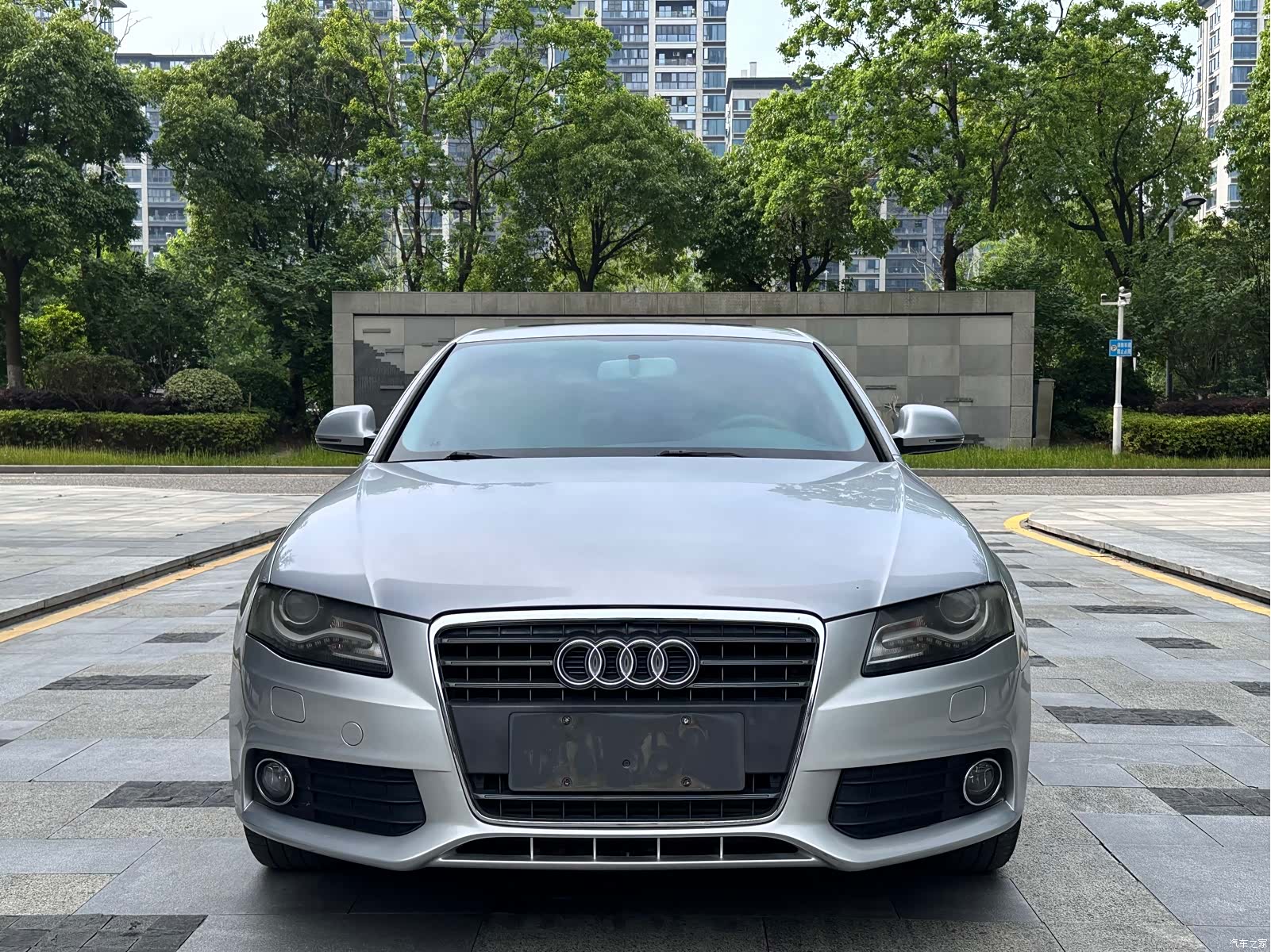 Audi A4L, 2011 2
