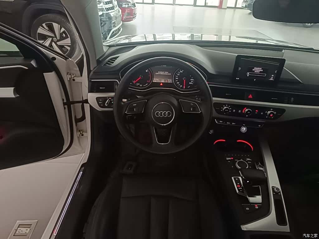 Audi A4L, 2020 11