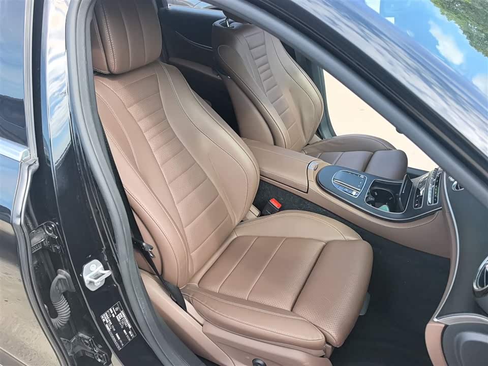 Mercedes-Benz E-class Mercedes-Benz E-class