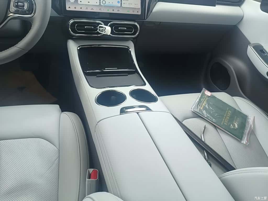 Leapmotor C01, 2023 14