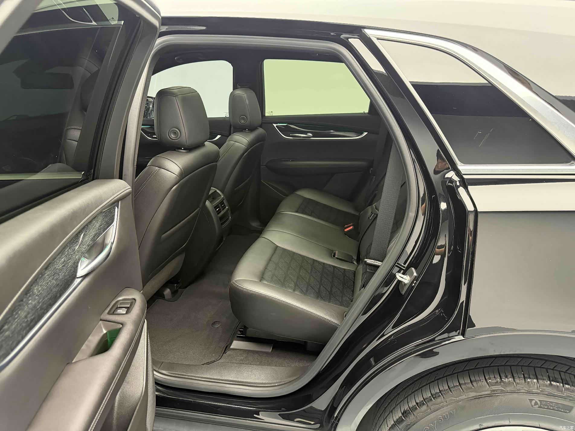 Cadillac XT5, 2022 8