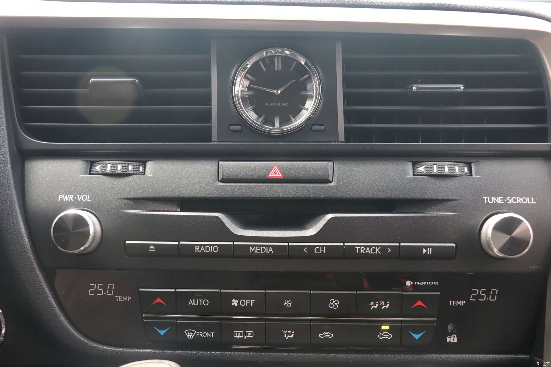 Lexus RX, 2016 14