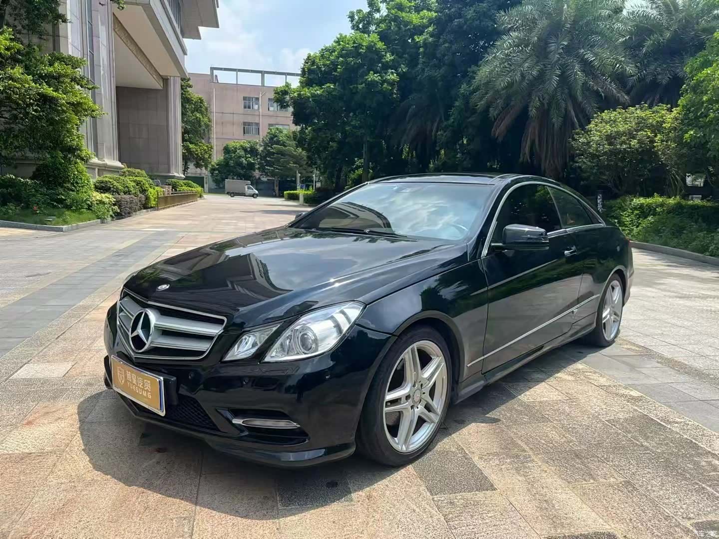 Mercedes-Benz E-Class, 2012 3