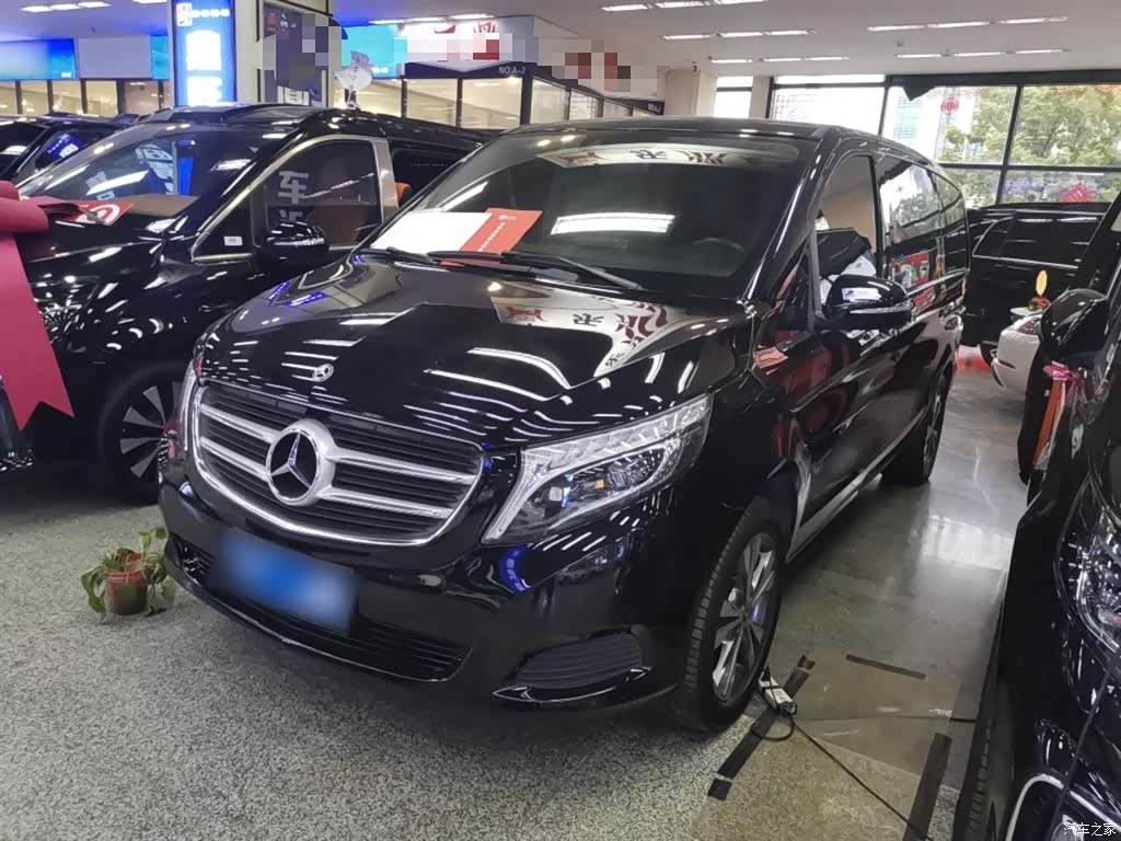 Mercedes-Benz V-Class