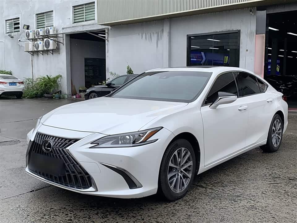 Lexus ES Lexus ES
