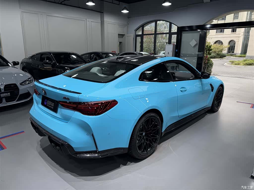 BMW M4, 2026 все фото