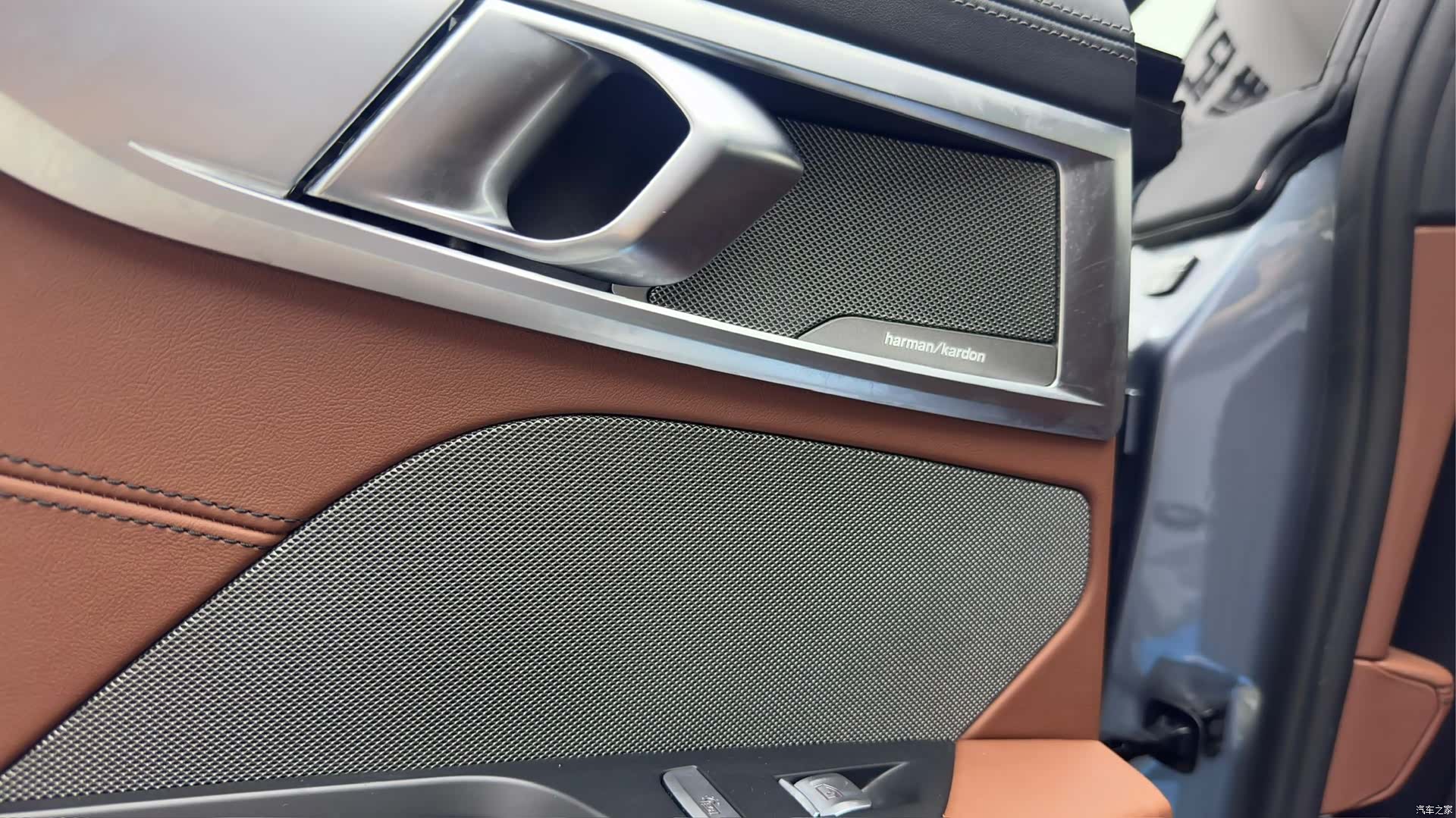 BMW 8 Series, 2023 18