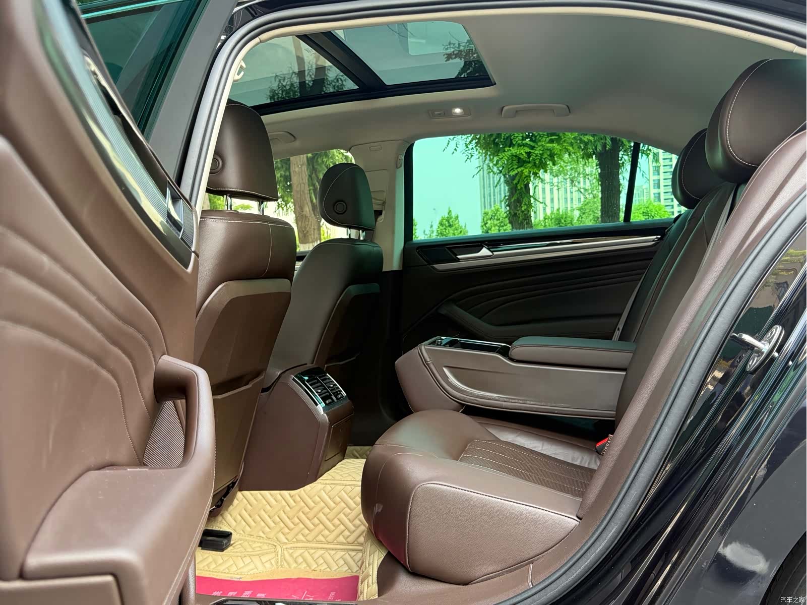 Volkswagen Phideon, 2021 6