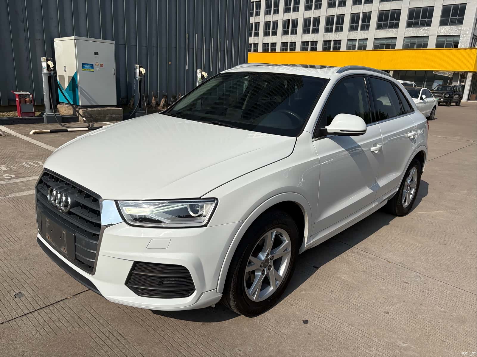 Audi Q3, 2017 1