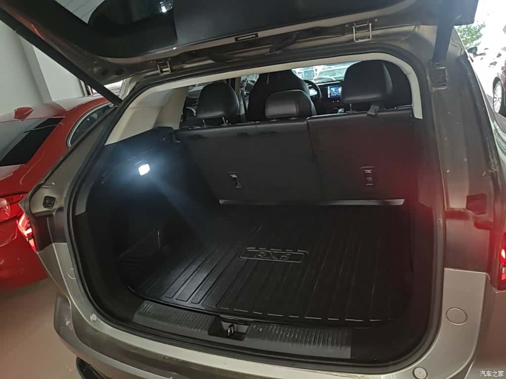 Roewe RX5, 2023 19
