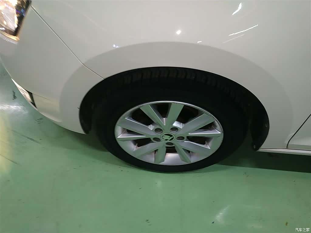 Skoda Rapid, 2016 25