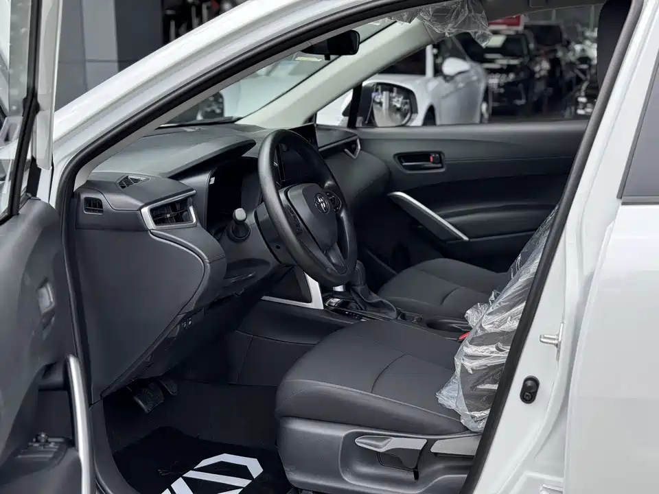 Toyota Corolla Sharp amplifier