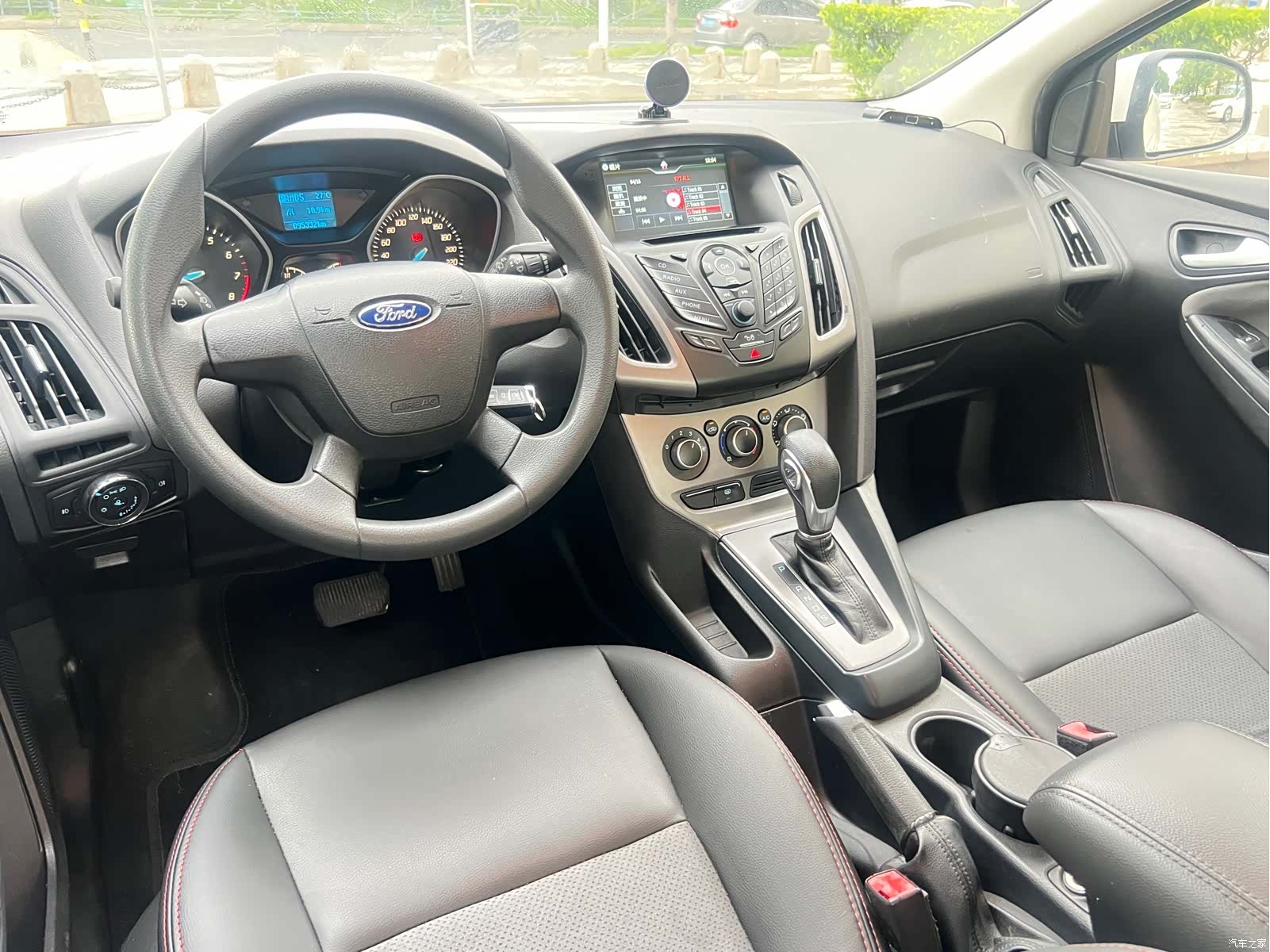 Ford Focus, 2014 23
