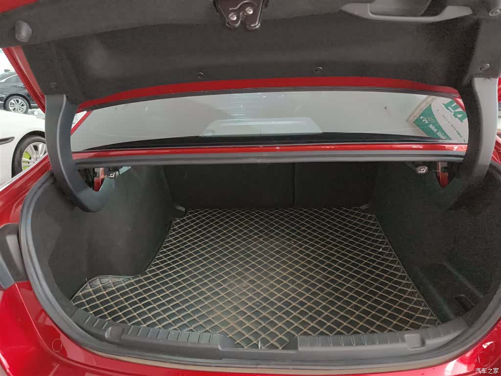 Mazda Mazda3, 2022 19