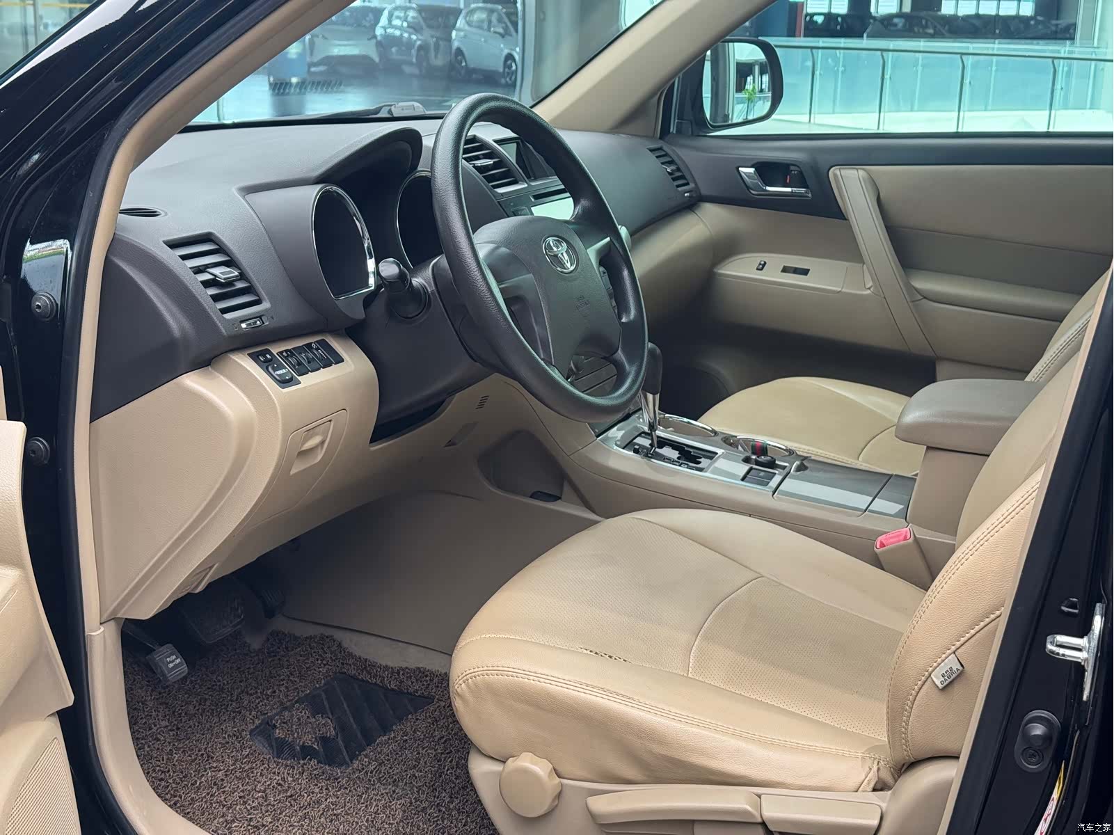 Toyota Highlander, 2014 все фото