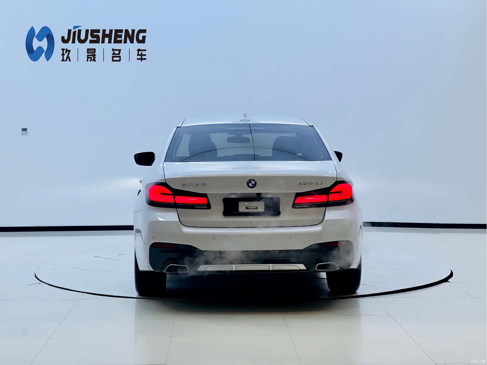 BMW 5 Series, 2023 все фото