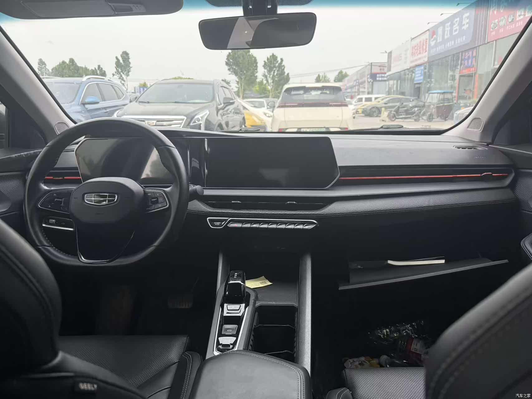 Geely Binray, 2022 4