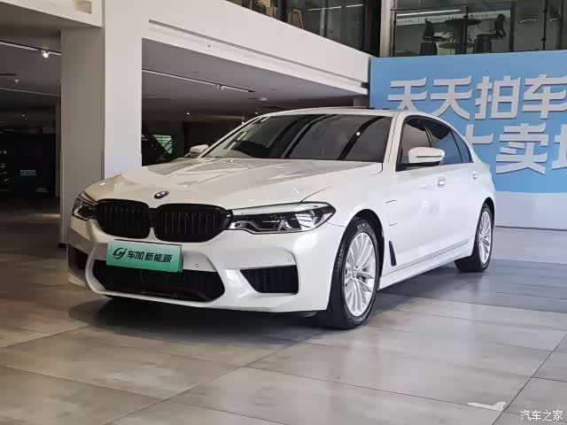 BMW 5 Series, 2020 1
