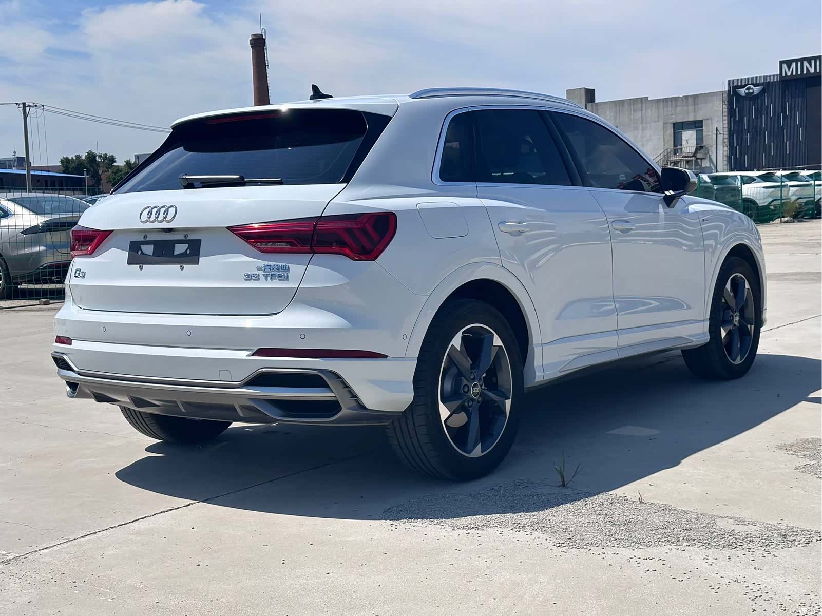 Audi Q3, 2022 все фото