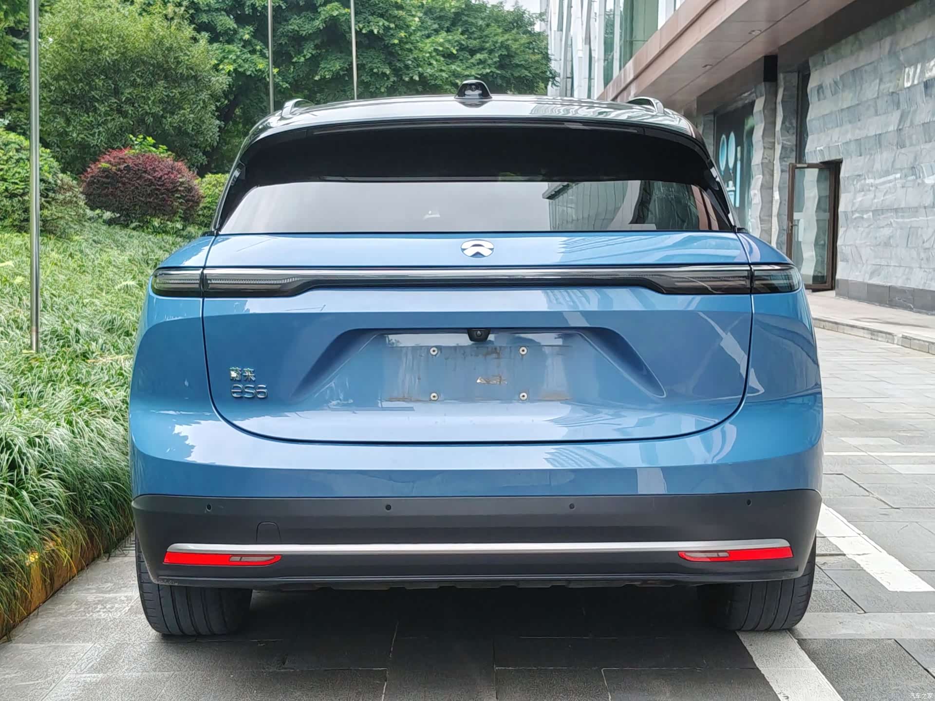 NIO ES6, 2023 8