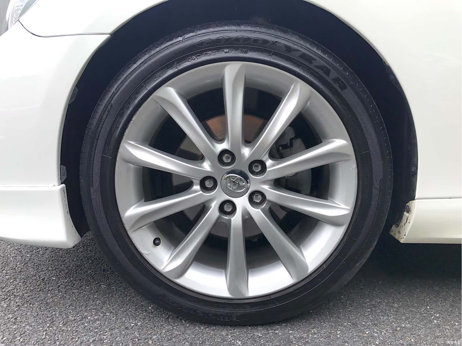 Toyota 3.0V, 2010 22