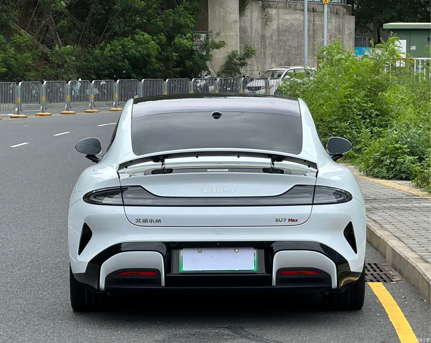 Xiaomi SU7, 2024 11