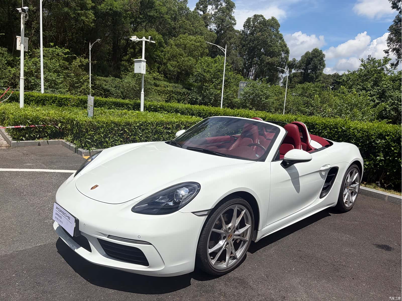 Porsche Boxster, 2024 1