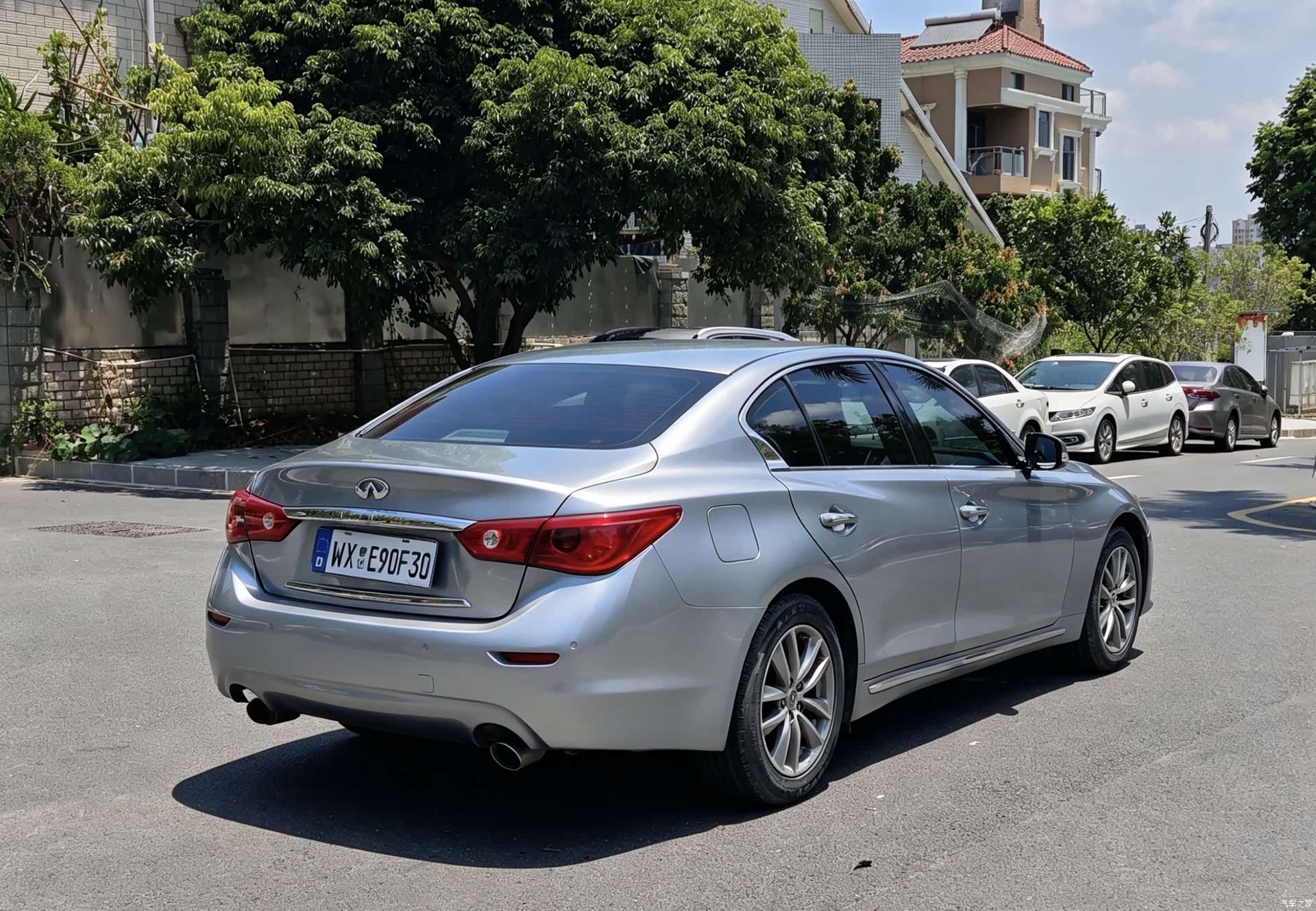 Infiniti Q50L, 2017 6