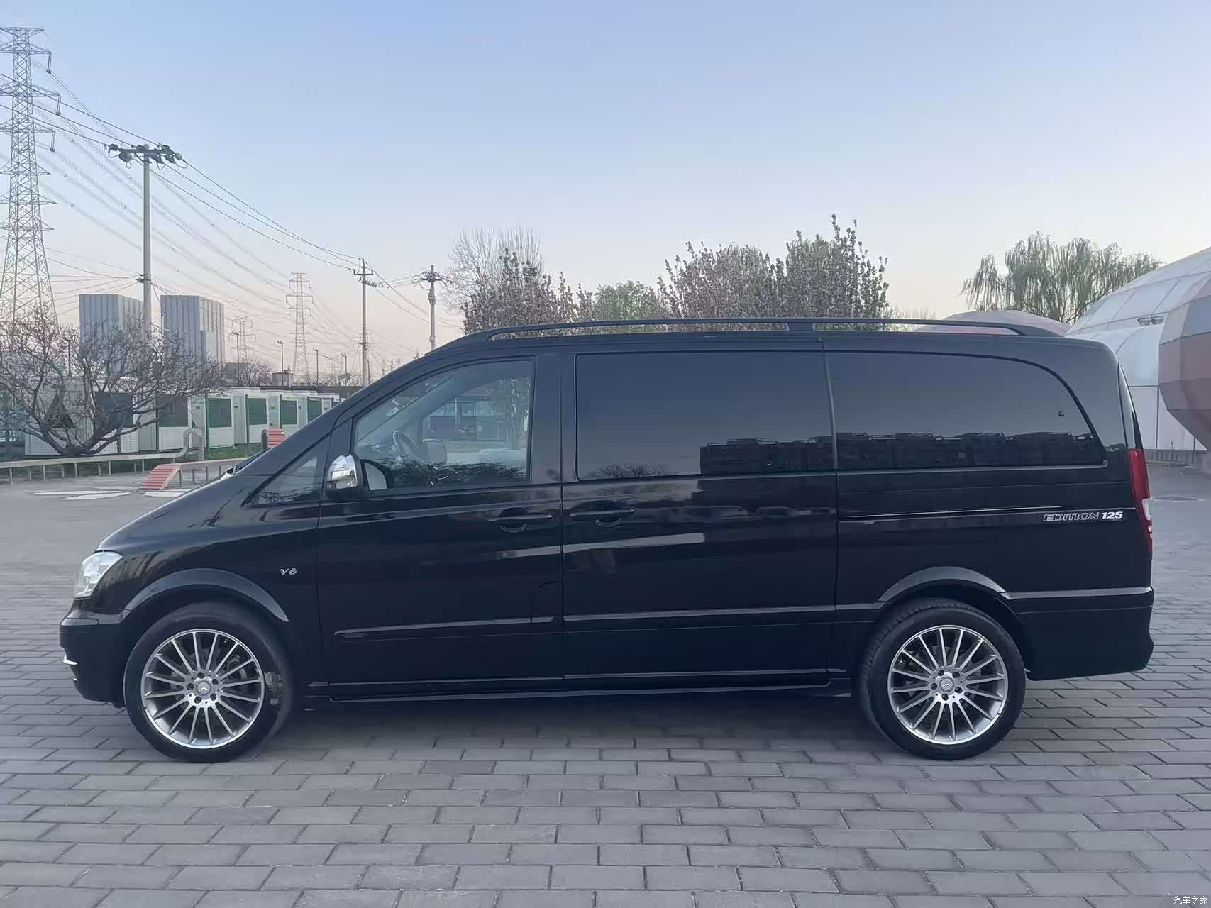 Mercedes-Benz 125, 2012 все фото