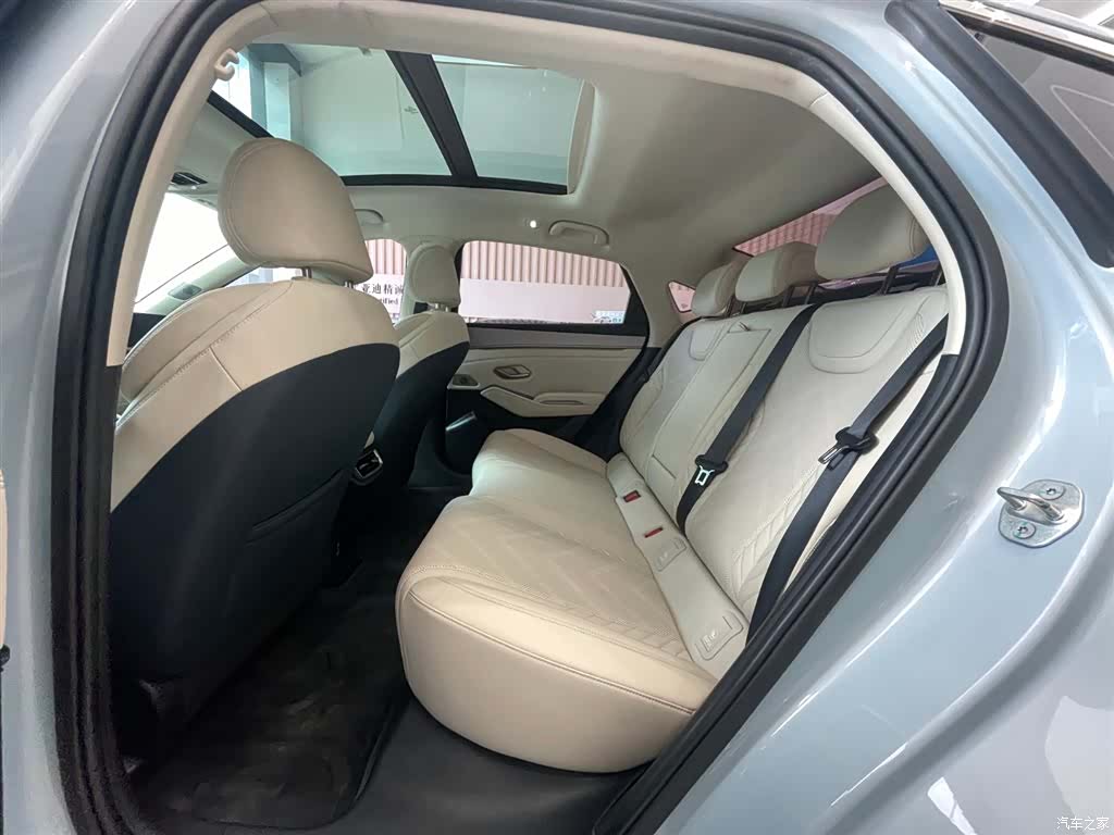 BYD Qin, 2024 10