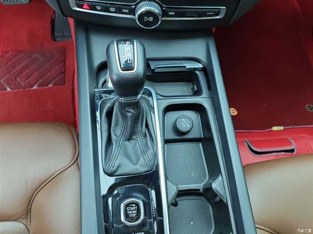 Volvo XC60, 2019 8
