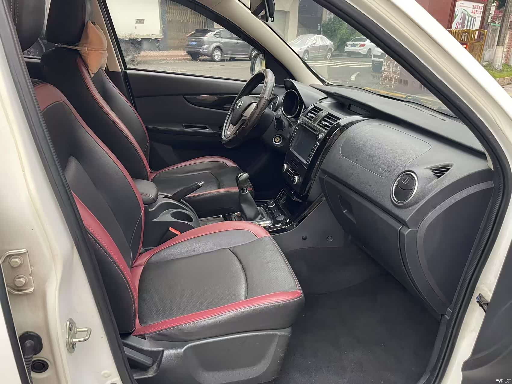 BAIC S3, 2015 9