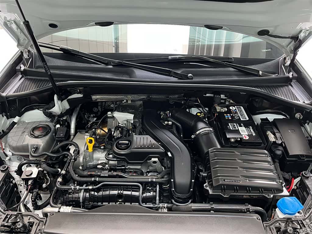 Audi Q3, 2024 8