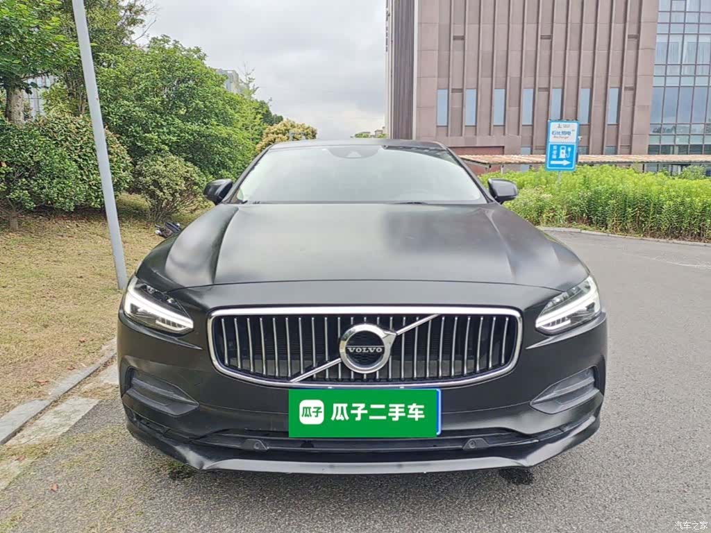 Volvo S90, 2017 3