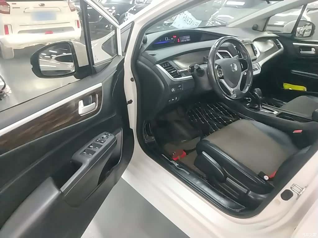 Honda Jade, 2018 16