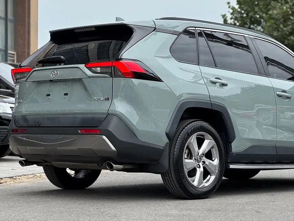 Toyota RAV4 Rongfang