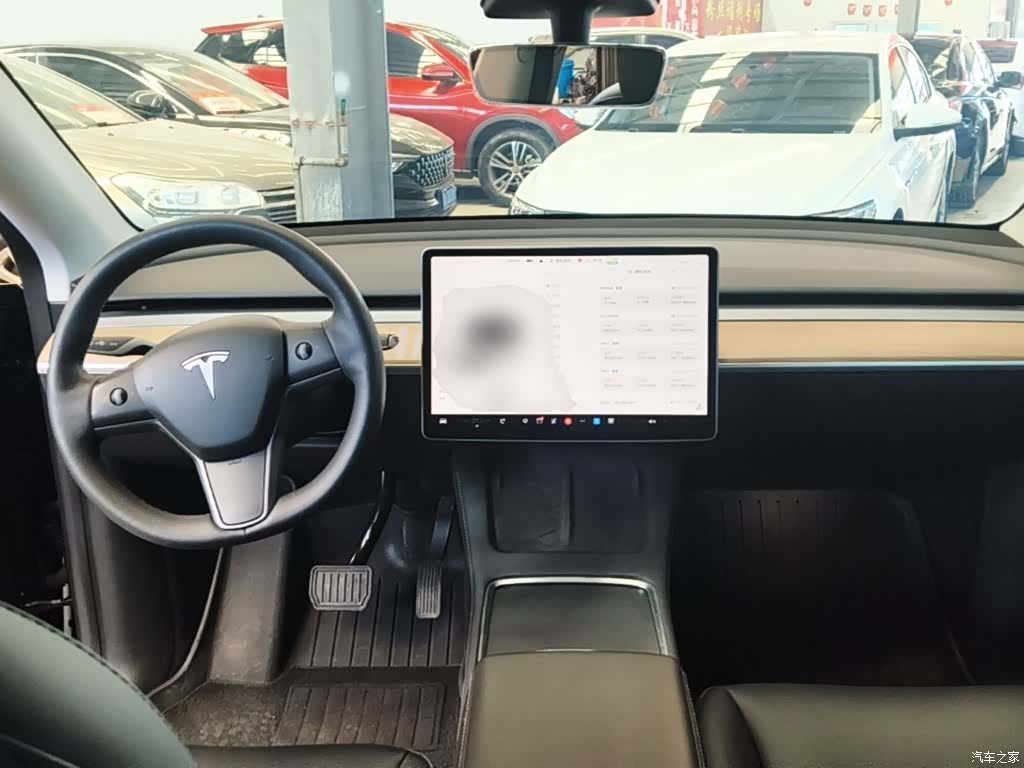 Tesla Model Y, 2022 10