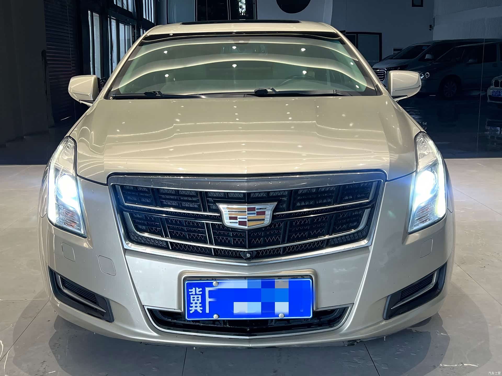 Cadillac XTS, 2017 2