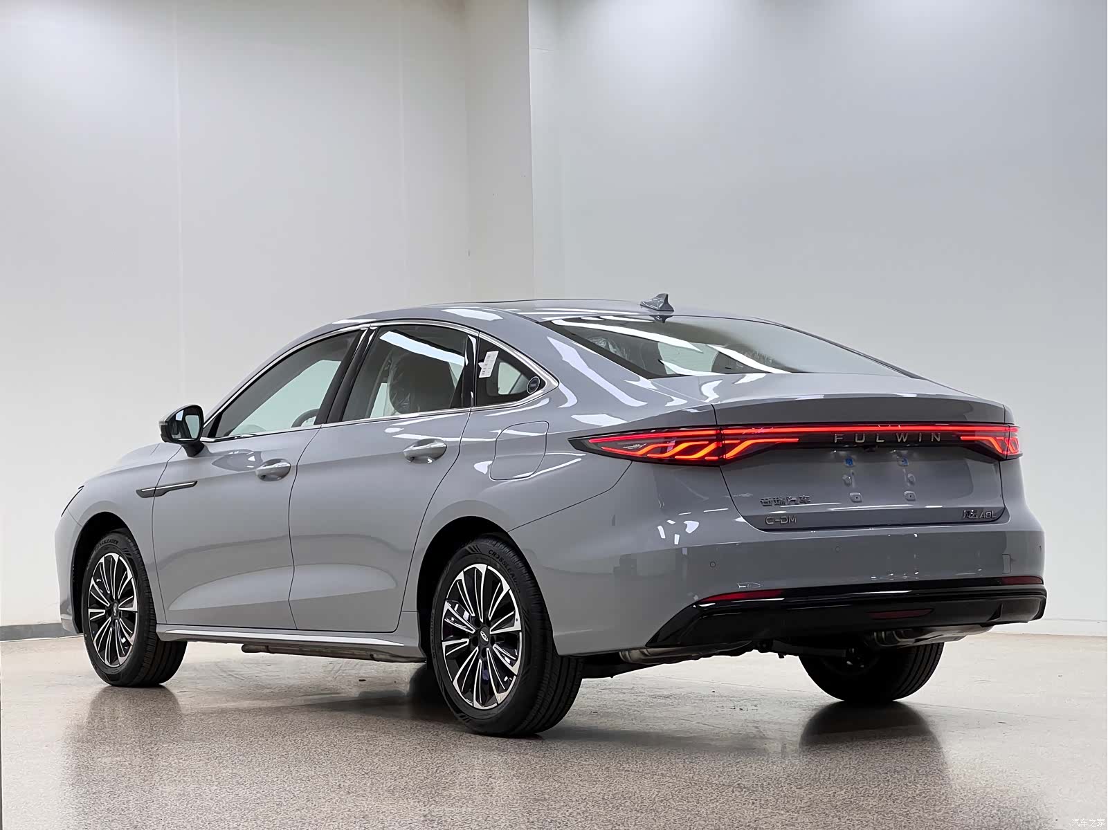 Chery A8L, 2026 все фото