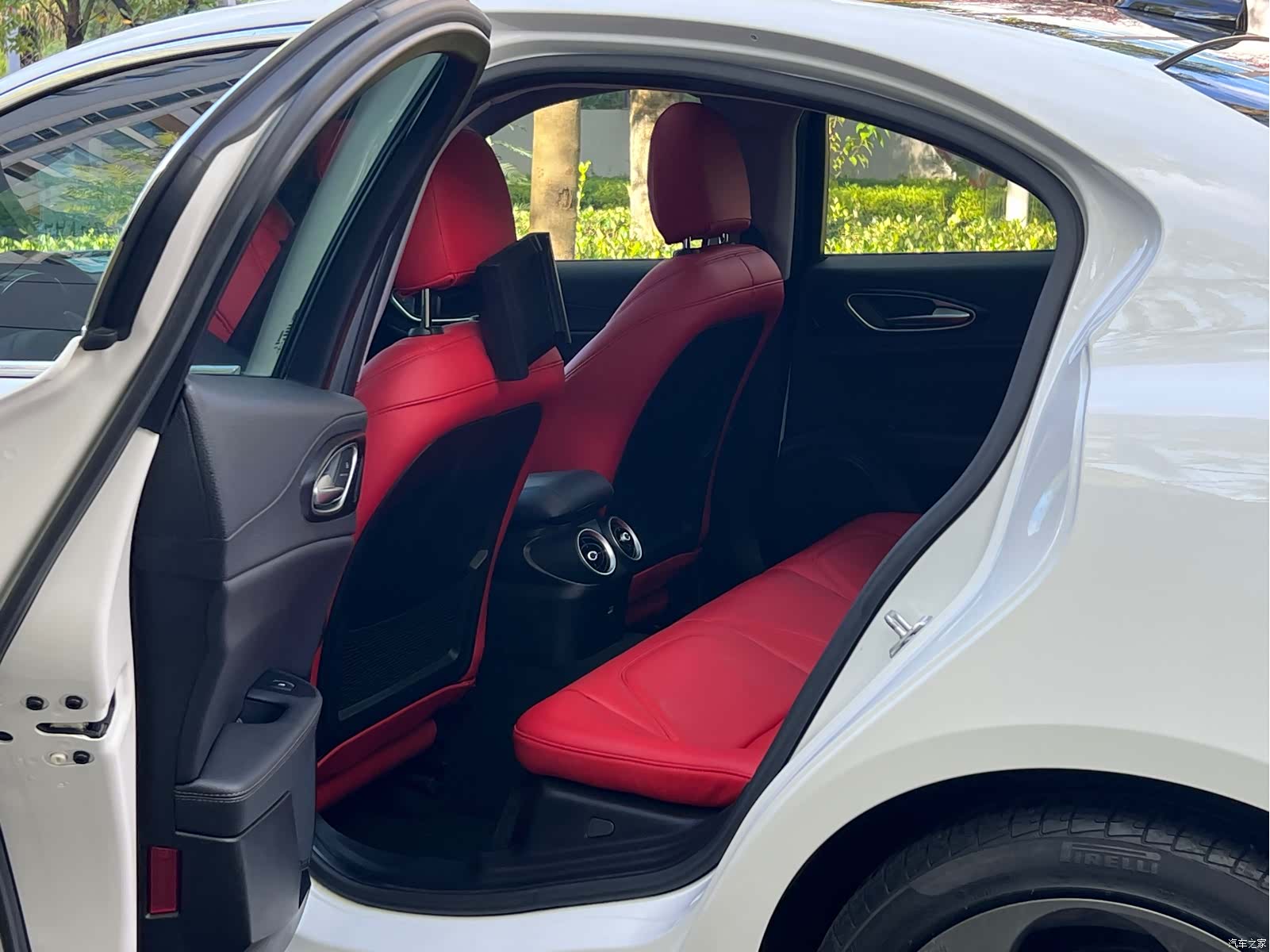 Alfa Romeo Giulia, 2018 17