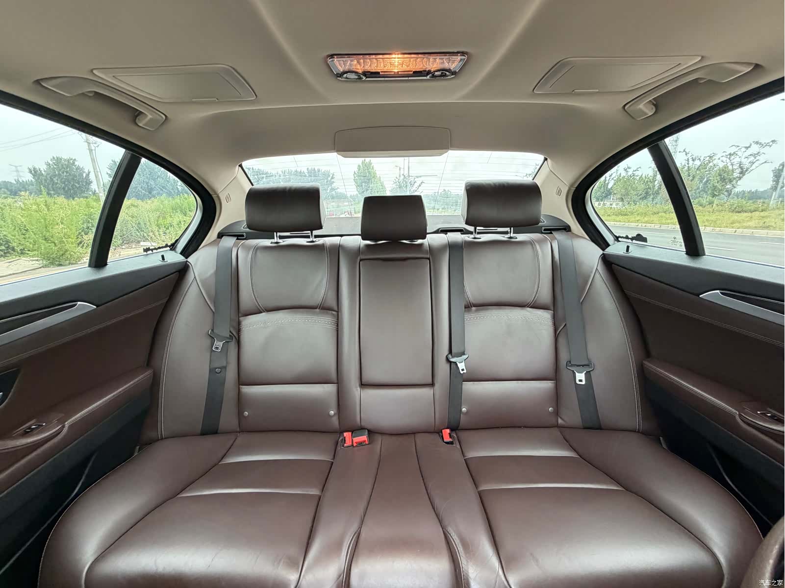 BMW 5 Series, 2015 32