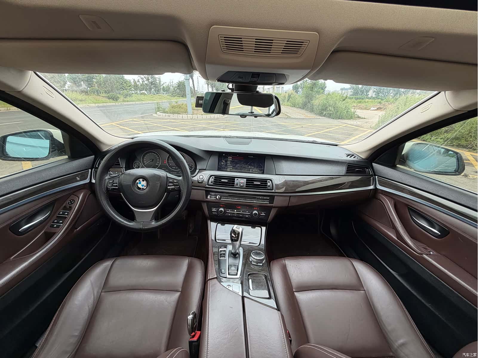 BMW 5 Series, 2015 10